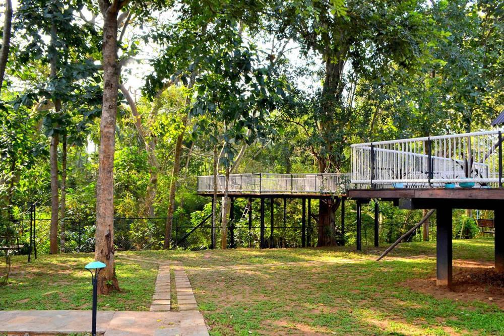 Kottawatta River Bank Resort Удавалаве Екстер'єр фото